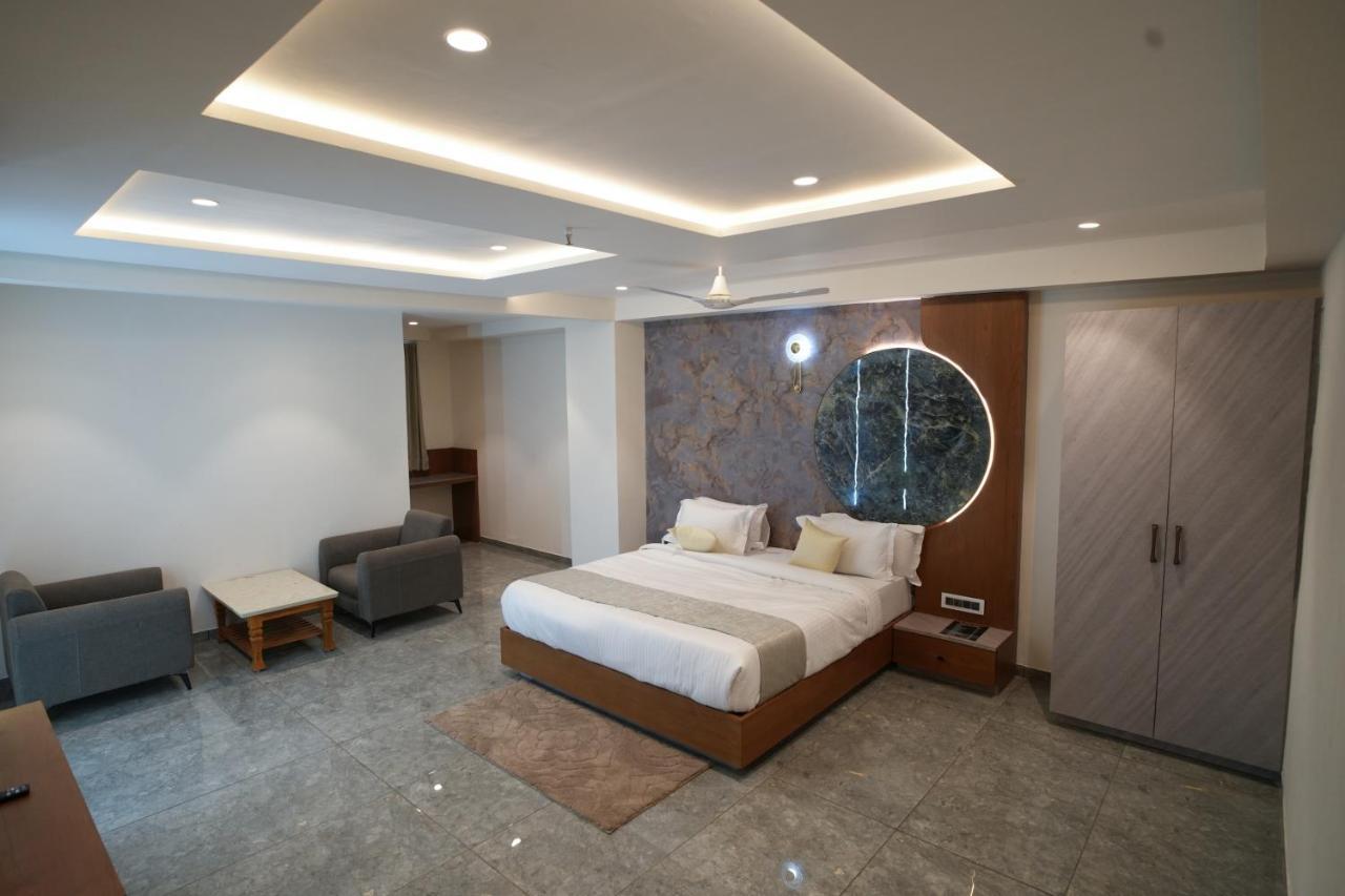 Rds Hotel Ahmedabad Eksteriør billede