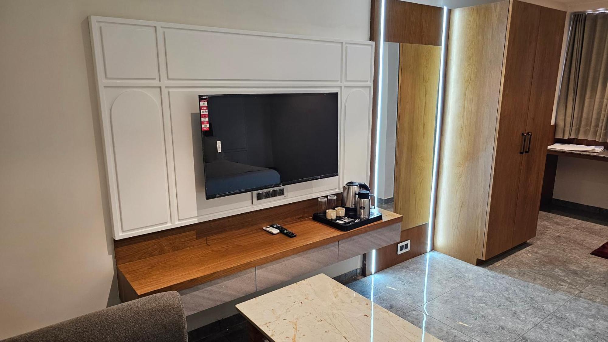 Rds Hotel Ahmedabad Eksteriør billede
