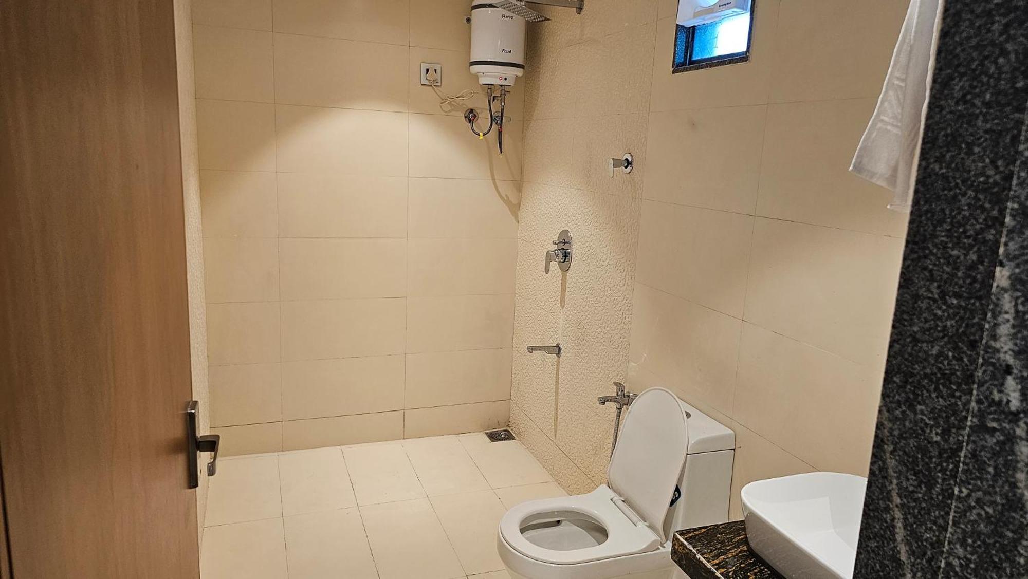 Rds Hotel Ahmedabad Eksteriør billede